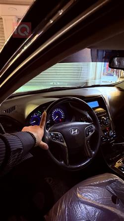 هيونداي أزيرا